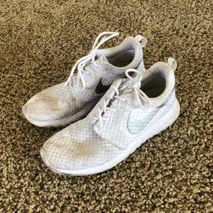 Nike Roshes